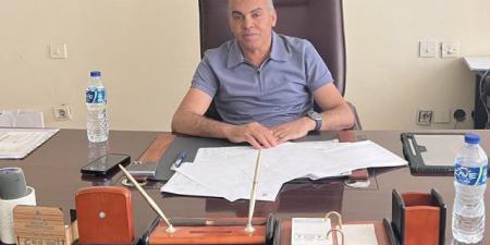 جهاز حدائق العاشر يضرب بيد من حديد على المخالفات والإشغالات.. بالصور - هرم مصر