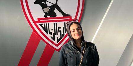 "صوت الزمالك".. زوجة أحد نجوم الزمالك تنضم إلى راديو النادي (صورة) - هرم مصر