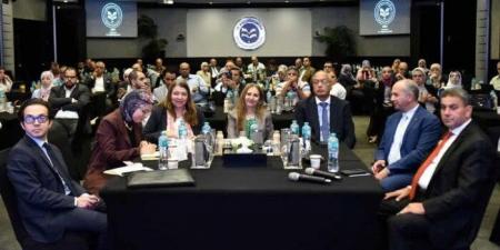 هيئة الاستثمار تستعرض آلية تعديل حدود الكربون CBAM والاستدامة البيئية - هرم مصر