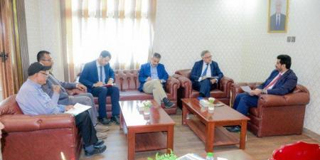 اليمن.. نائب وزير النقل يستقبل سفير الاتحاد الأوروبي الجديد لدى البلاد - هرم مصر