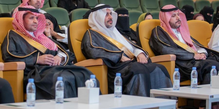 تكريم 57 موظفًا بـ "البيئة" لاجتيازهم برامج الشهادات الاحترافية - هرم مصر