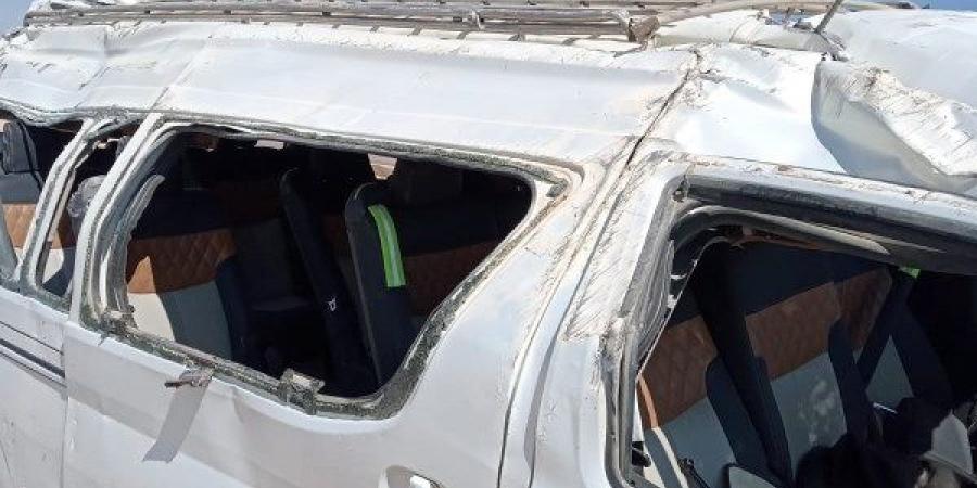 مصرع شخص وإصابة 3 آخرين فى حادث انقلاب سيارة بطريق الإسكندرية مطروح - هرم مصر