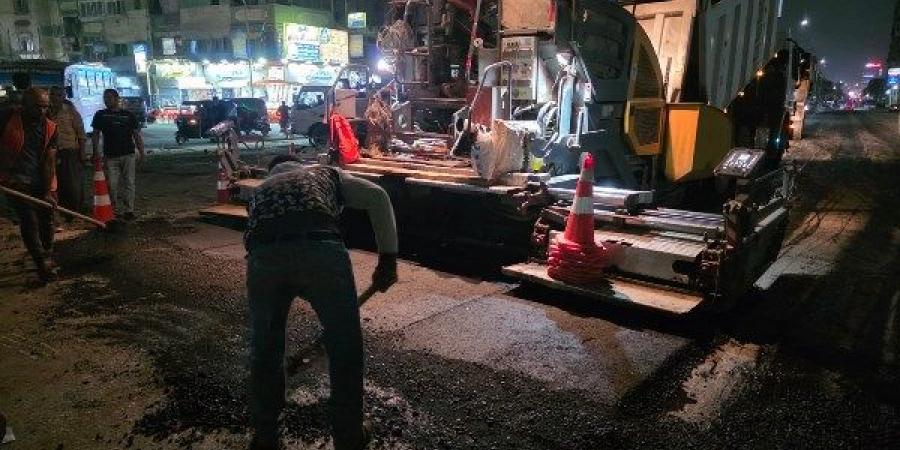 محافظ القليوبية يُتابع أعمال الرصف بشارع 15 مايو بحي غرب شبرا الخيمة - هرم مصر