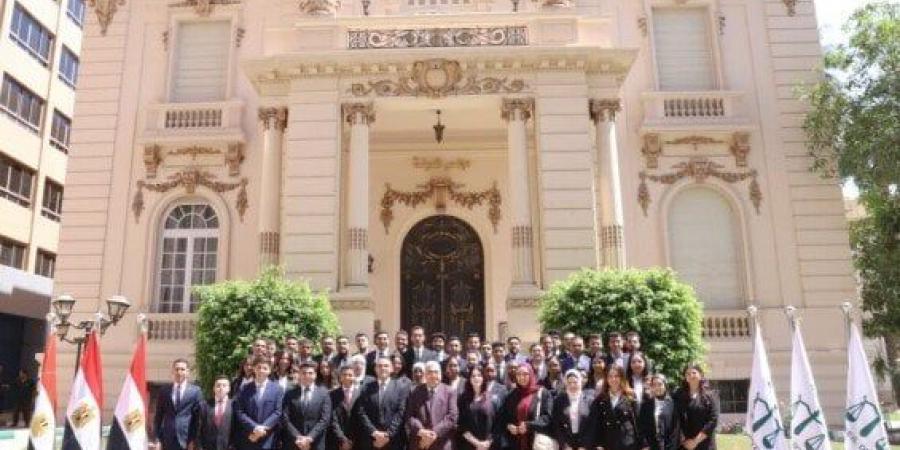 وفد طلاب كلية القانون بالأكاديمية العربية للعلوم يزور مجلس الدولة - هرم مصر