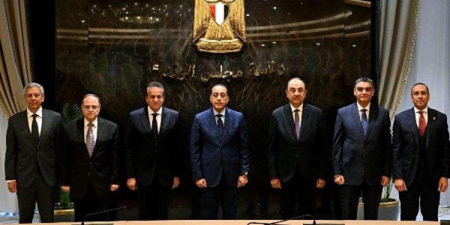 رئيس الوزراء يترأس اجتماع الحكومة لبحث عدد من الملفات - هرم مصر