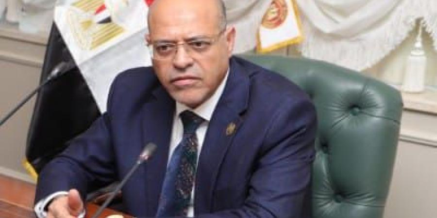 وزارة العمل 600 فرصة على مهنة حداد مسلح للعمل في محطة الضبعة - هرم مصر