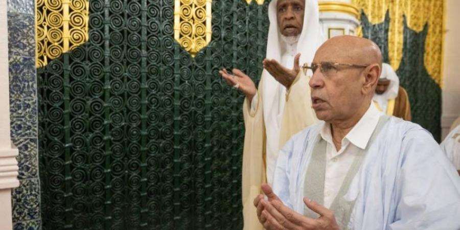 الرئيس الموريتاني يزور المسجد النبوي - هرم مصر