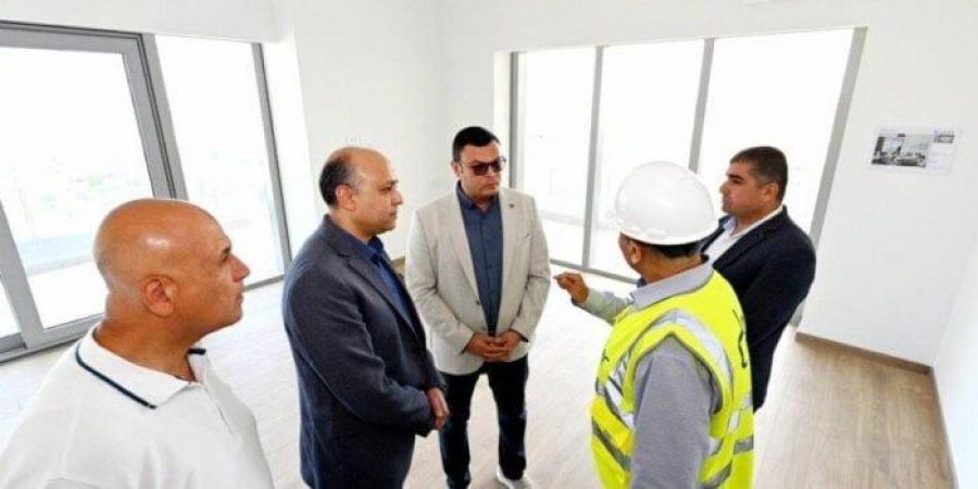 جولة تفقدية لوزير الإسكان في مدينة العلمين الجديدة - هرم مصر