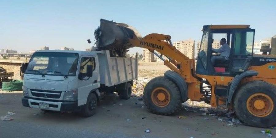حملات مكثفة للنظافة ورفع الإشغالات وصيانة الطرق والإنارة بالمنيا - هرم مصر