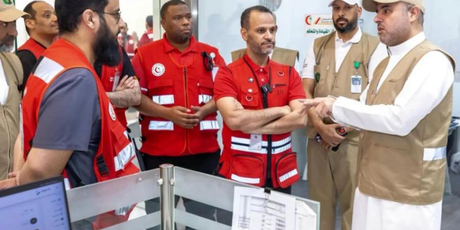 أمين العاصمة المقدسة يطّلع على منظومة القيادة والتحكم وآليات الترحيل الطبي - هرم مصر