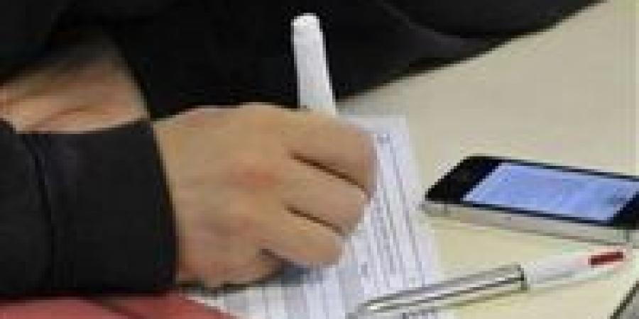 كواليس تسريب امتحان الجبر للشهادة الإعدادية في أسيوط.. وقرارات التعليم كاملة - هرم مصر