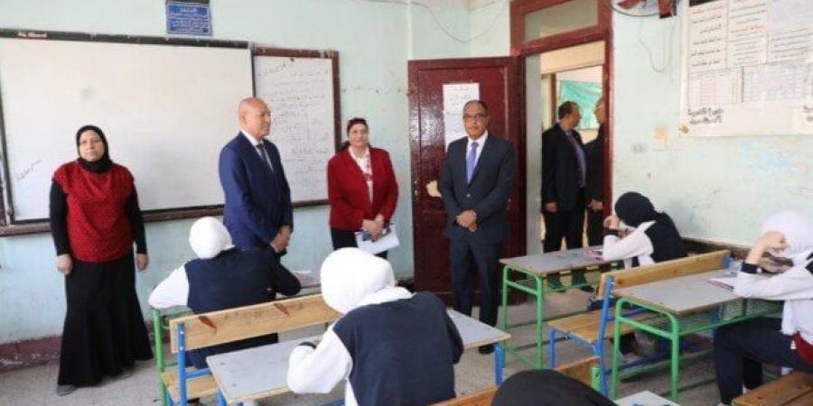 «قبل العيد».. موعد انتهاء امتحانات الشهادة الإعدادية 2025 - هرم مصر