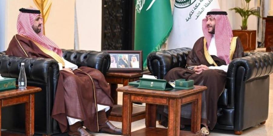 محافظ الطائف يطّلع على تقرير إدارة المساجد والدعوة والإرشاد لخدمة ضيوف الرحمن - هرم مصر