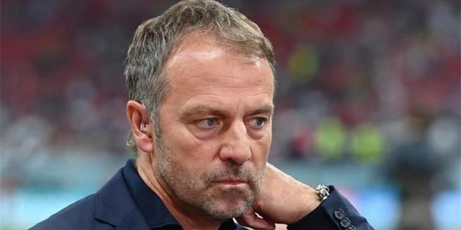 فليك يتوج بجائزة أفضل مدرب في الدورى الإسبانى - هرم مصر