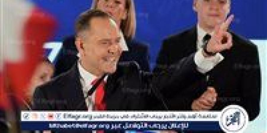 محلل سياسي: انتخاب نافروتسكي رئيسا لبولندا قد ينتهي بانتخابات برلمانية مبكرة - هرم مصر