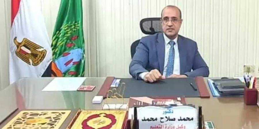إصابة طالبة ورصد حالات غش وضبط هواتف محمولة في امتحانات الشهادة الإعدادية اليوم - هرم مصر