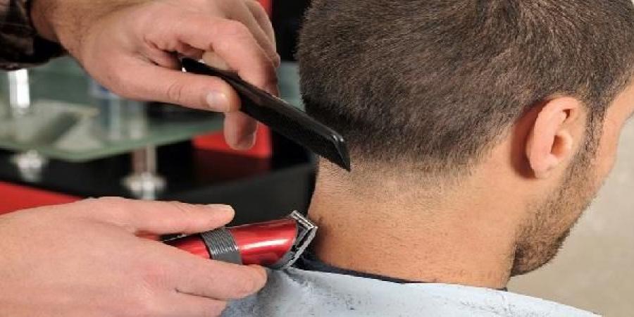قول الشرع فى قيام النساء بحلاقة الشعر ونحوه للرجال فى الأعياد #دين وحياة #دار الإفتاء - هرم مصر