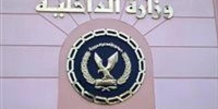 مصدر يكشف ملابسات سير عدد من السيارات بالحارة المستخدمة للأتوبيس الترددى - هرم مصر