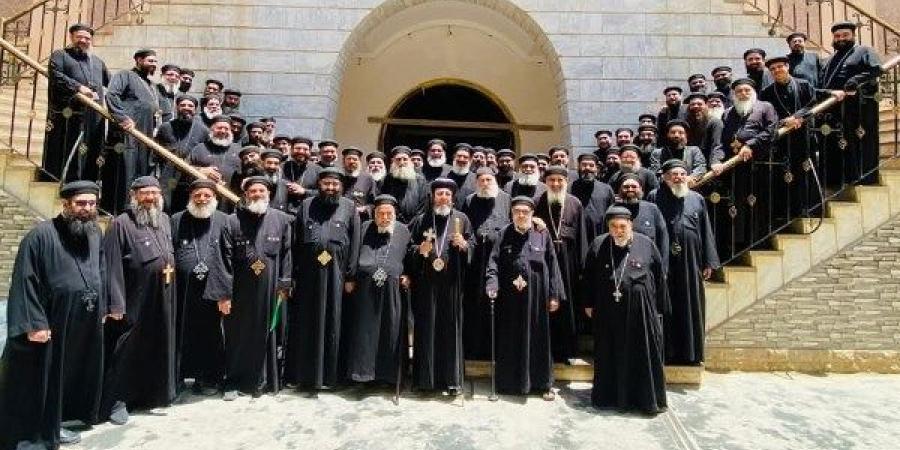 الاجتماع الشهري لمجمع كهنة بني مزار بحضور الأنبا أنيانوس - هرم مصر
