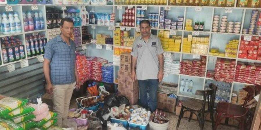 ضبط كميات كبيرة من المواد الغذائية غير صالحة للاستهلاك الآدمى ببورسعيد - هرم مصر