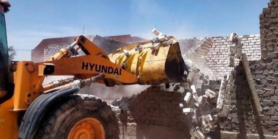 إزالة 15 حالة بناء عشوائي مخالف بأحياء الإسكندرية - هرم مصر