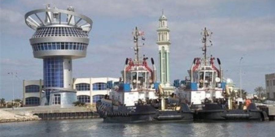 تداول 26 سفينة للحاويات والبضائع العامة بميناء دمياط - هرم مصر