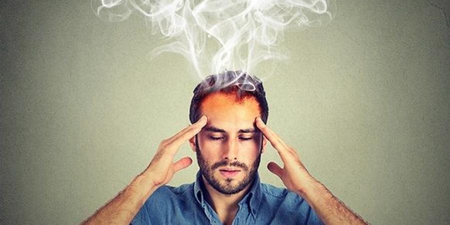 خبيرة نفسية العمل المفرط ينهك الدماغ وهذه هي العلامات - هرم مصر