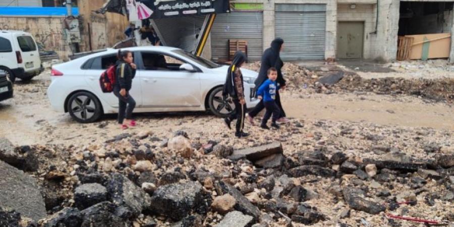 ألفا طالب يكابدون لتقديم امتحانات الثانوية من مآوي النازحين بالضفة الغربية - هرم مصر