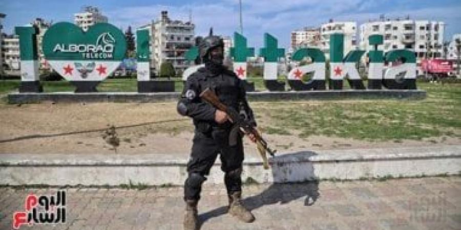 مديرية الأمن بريف حمص تحبط عملية تهريب أسلحة وصواريخ وذخائر إلى لبنان - هرم مصر