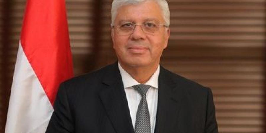وزير التعليم العالي يوجه برفع درجة الإستعداد بالمستشفيات الجامعية خلال عيد الأضحى - هرم مصر