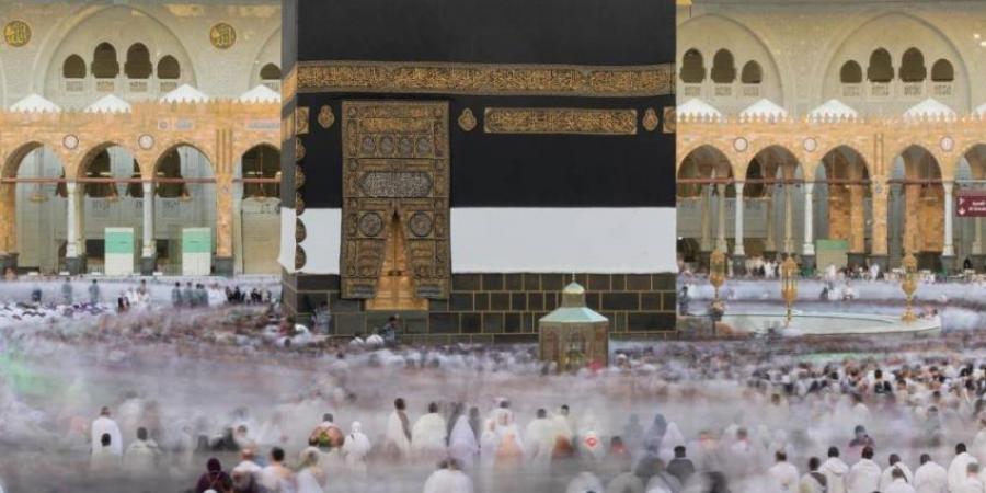حجاج بيت الله الحرام يؤدون طواف الإفاضة في أجواء إيمانية وخدمات متكاملة - هرم مصر