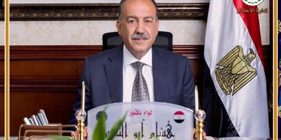 محافظ أسيوط: لا تهاون مع مخالفات البناء خلال عيد الأضحى وقرارات فورية لإزالة التعديات - هرم مصر