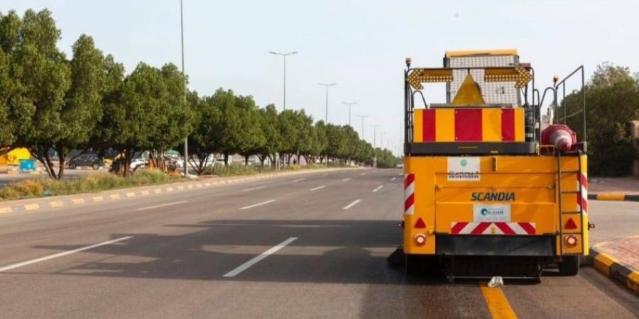 حفر الباطن ترفع (4,293) طنًا من النفايات وغسيل (3,672) حاوية خلال أسبوع - هرم مصر