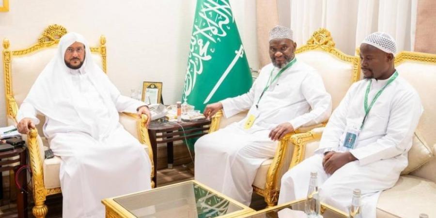 وزير الشؤون الإسلامية يستقبل رئيس المجلس الإسلامي في ملاوي - هرم مصر