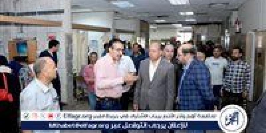 زيارة مفاجئة خلال إجازة العيد.. رئيس جامعة المنصورة يتفقد مستوى الخدمات بالمستشفيات - هرم مصر
