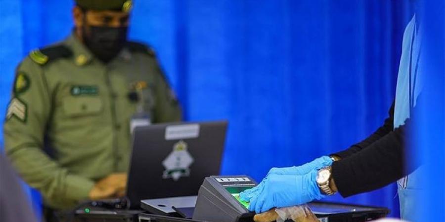 «البصمة» للتحقق من هوية التائهين والمنوَّمين - هرم مصر