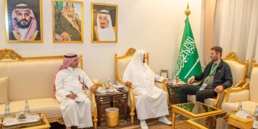وزير الشؤون الإسلامية يستقبل مستشار وزير الخارجية الألباني - هرم مصر