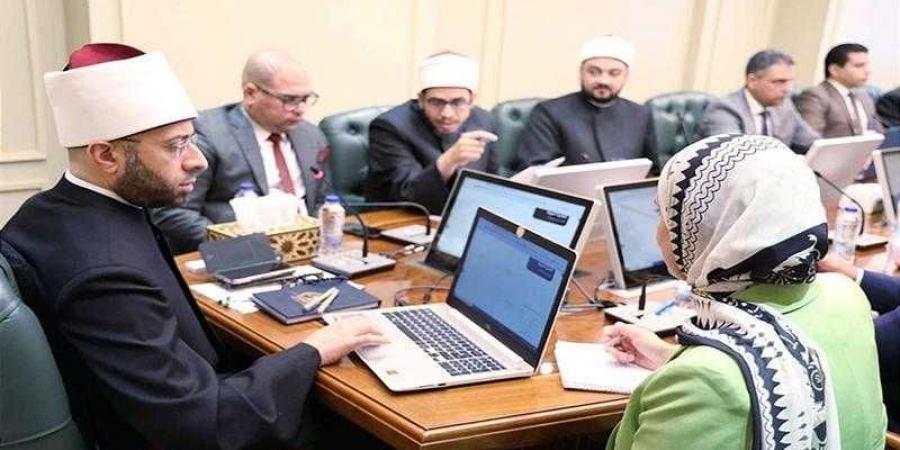 وزير الأوقاف يعقد اجتماعًا موسعًا لمتابعة الاستعدادات النهائية لإطلاق المنصة الرقمية للوزارة - هرم مصر