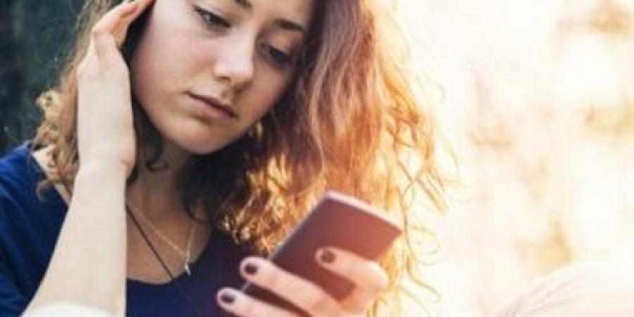 10 خطوات للحفاظ على عمر بطارية هاتفك بدلاً من شراء جهاز جديد - هرم مصر
