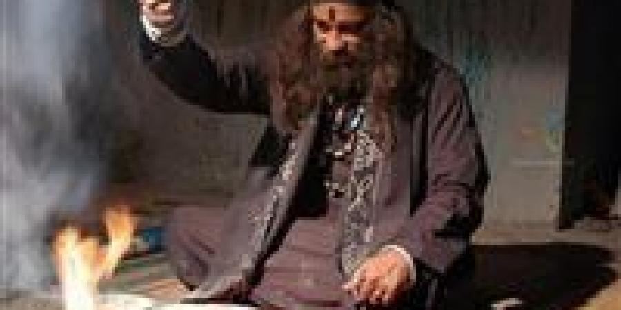 ممارسة الدجل والشعوذة عبر الميديا.. التحقيق مع عصابة النصب والاحتيال بمدينة نصر - هرم مصر