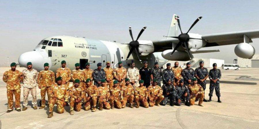 قوة من الجيش الكويتي ووزارة الداخلية تغادر البلاد للمشاركة في مسابقة المحارب الدولية بالأردن - هرم مصر