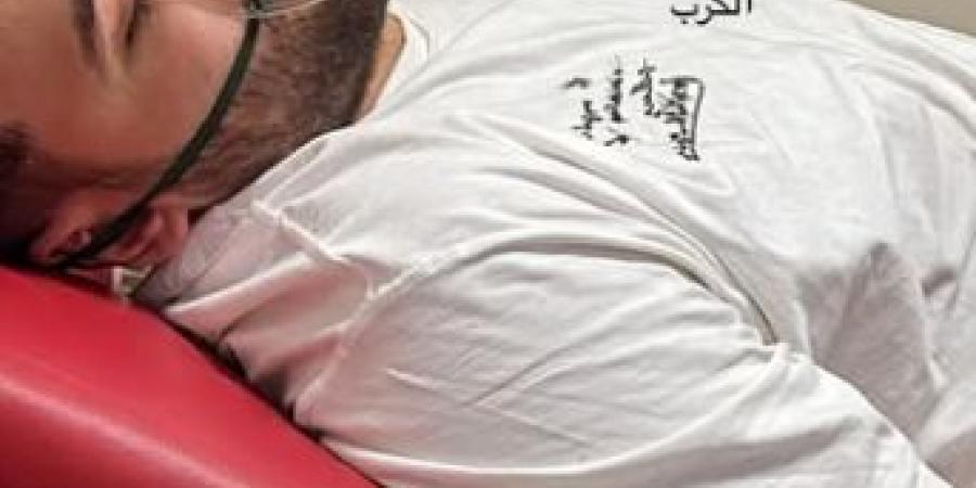 بعد ساعات من تعرض زوجته لوعكة صحية..نقل مسلم للمستشفى - هرم مصر