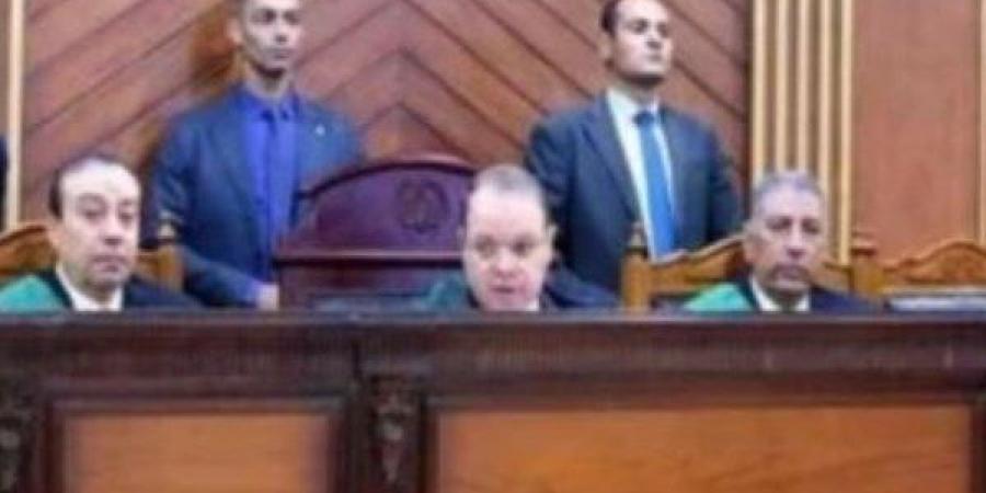 إعادة محاكمة 5 متهمين بـ«خلية الإسماعيلية».. بعد قليل - هرم مصر