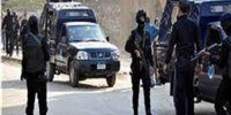 مصرع 5 عناصر إجرامية وإصابة ضابط شرطة عقب تبادل إطلاق النيران بأسوان - هرم مصر