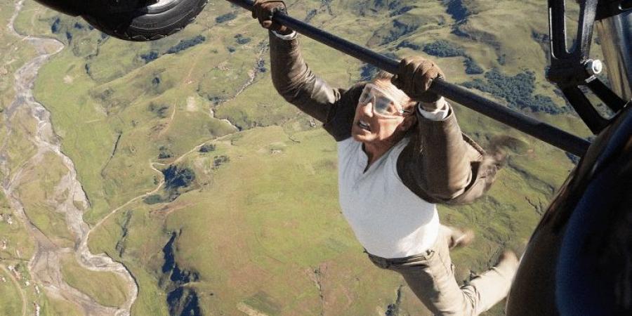 السينما لا تموت.. توم كروز يُنقذ الشاشة الكبيرة في ثامن أجزاء "المهمة المستحيلة" - هرم مصر