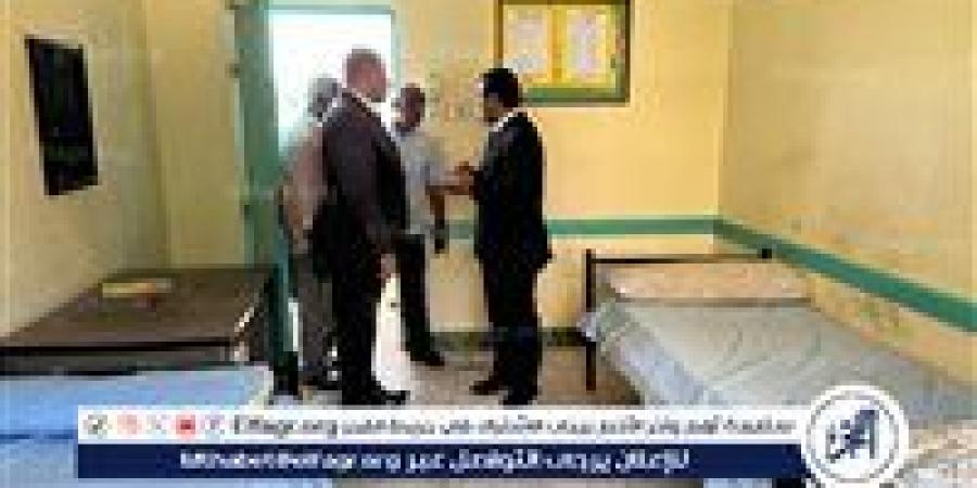 نائب محافظ قنا يتفقد استراحات المراقبين استعدادًا لامتحانات الثانوية العامة - هرم مصر