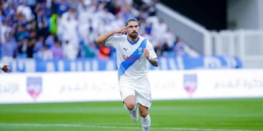 المحور معضلة الهلال قبل المونديال - هرم مصر