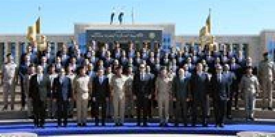 الأكاديمية العسكرية المصرية تحتفل بتخرج الدورة التدريبية الرابعة لأعضاء هيئة الرقابة الإدارية - هرم مصر