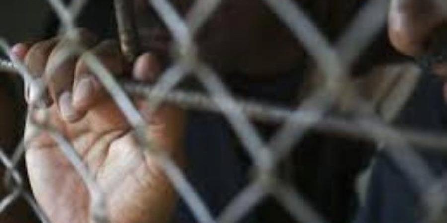 بأسلوب المغافلة.. حبس عاطل سرق مبلغا ماليا من داخل محل بالزاوية - هرم مصر