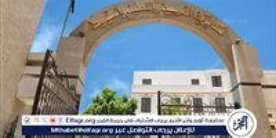 "فى أول ايامها" طلاب وطالبات الثانوية العامة يؤدون امتحانى التربية الدينية والوطنية فى أسيوط - هرم مصر